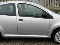 Usata Peugeot 107 Urban Move 68 CV (50 kW) 2008 Grigio Utilitaria