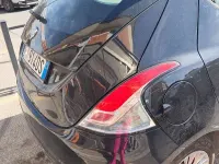 Usata Lancia Ypsilon Silver 95 CV (69 kW) 2017 Nero Utilitaria