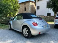 Usata VW New Beetle 102 CV (75 kW) 2003 Argento Utilitaria