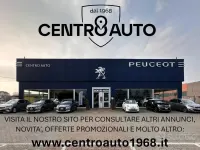 Usata Peugeot 2008 Active 102 CV (75 kW) 2019 Bianco SUV