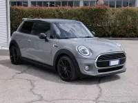 Usata Mini Cooper D Hype 116 CV (85 kW) 2020 Grigio metallizzato Utilitaria