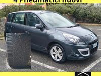 Begagnad Ford C-MAX 115 HK (84 kW) 2012 Grå Minibuss