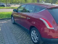 Usata Lancia Delta 120 CV (88 kW) 2011 Rosso Utilitaria