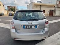 Usata Toyota Verso Sol 126 CV (92 kW) 2010 Argento Monovolume