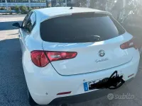 Usata Alfa Romeo Giulietta 105 CV (77 kW) 2013 Bianco Utilitaria