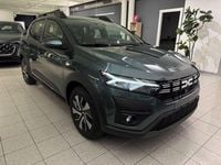 Nuova Dacia Sandero Expression 122 CV (89 kW) 2026 Verde Utilitaria
