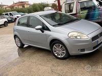 Usata Fiat Grande Punto 90 CV (66 kW) 2007 Grigio Utilitaria