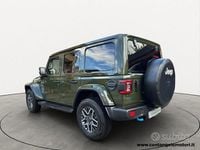 Usata Jeep Wrangler Unlimited Sahara 272 CV (200 kW) 2022 Verde scuro SUV