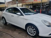 Usata Alfa Romeo Giulietta Business 120 CV (88 kW) 2017 Bianco Utilitaria