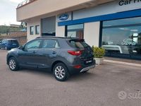 Usata Kia Stonic Style 120 CV (88 kW) 2017 Grigio SUV