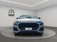 Usata Audi Q8 S-Line 231 CV (169 kW) 2022 Grigio / gray SUV