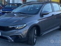Usata Fiat Tipo Cross 100 CV (73 kW) 2021 Grigio Berlina