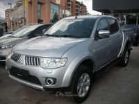 Usata Mitsubishi L200 137 CV (100 kW) 2015 Argento Pick-up