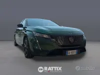Usata Peugeot 308 Allure 150 CV (110 kW) 2022 Verde olivine Berlina