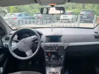 Käytetty Opel Astra 150 HP (110 kW) 2006 Musta Sedan