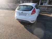 Usata Ford Fiesta 97 CV (71 kW) 2009 Bianco Berlina