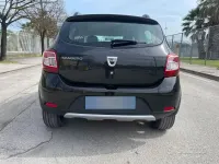 Usata Dacia Sandero Stepway 90 CV (66 kW) 2013 Nero Berlina