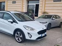 Usata Ford Fiesta Active 85 CV (62 kW) 2019 Bianco Utilitaria