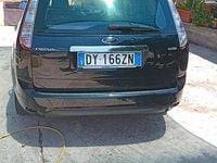 Usata Ford Focus 90 CV (66 kW) 2007 Nero Station wagon