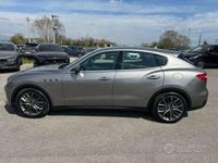 Usata Maserati Levante 250 CV (183 kW) 2019 Grigio SUV