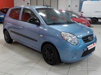 Usata Kia Picanto 60 CV (44 kW) 2008 Blu Utilitaria