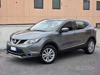 Usata Nissan Qashqai Tekna 131 CV (96 kW) 2017 Grigio SUV