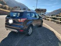 Usata Ford Kuga 163 CV (119 kW) 2017 Grigio SUV