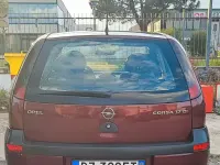 Usata Opel Corsa 65 CV (47 kW) 2002 Rosso Utilitaria
