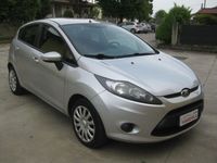 usata Ford Fiesta + 1.6 TDCi 95CV 5 porte