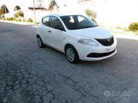 Usata Lancia Ypsilon 69 CV (50 kW) 2018 Bianco Utilitaria