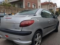 Begagnad Peugeot 206 CC 109 HK (80 kW) 2001 Grå Cab