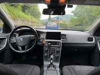 Usata Volvo V60 120 CV (88 kW) 2017 Grigio Station wagon