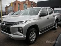 Usata Mitsubishi L200 Inform 150 CV (110 kW) 2023 Grigio Pick-up