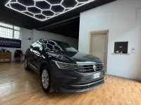 Usata VW Tiguan R-line 150 CV (110 kW) 2023 Grigio SUV