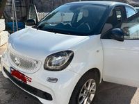 Usata Smart ForFour 71 CV (52 kW) 2015 Bianco Utilitaria
