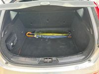 Usata Volvo V40 2017 Grigio Berlina