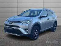 Usata Toyota RAV4 Hybrid Style 197 CV (144 kW) 2017 Grigio SUV