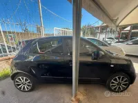 Usata Renault Twingo Urban Night 65 CV (47 kW) 2023 Nero Utilitaria