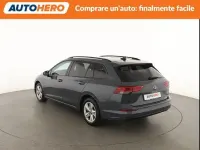 Usata VW Golf VIII Life 110 CV (80 kW) 2021 Grigio Station wagon