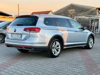 Usata VW Passat Alltrack 200 CV (147 kW) 2022 Argento Station wagon