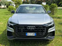 Usata Audi Q8 S-line plus 462 CV (339 kW) 2022 Argento SUV