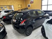 Usata Lancia Ypsilon 69 CV (50 kW) 2023 Nero Utilitaria