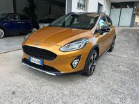 Usata Ford Fiesta Active 100 CV (73 kW) 2018 Marrone Utilitaria