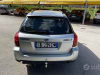 usata Subaru Outback 2.5i Lineartronic 4dventure