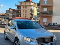 Usata VW Passat 140 CV (102 kW) 2008 Grigio Berlina