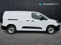 Nuova Opel Combo S 102 CV (75 kW) 2025 Kaolin white pastello Monovolume