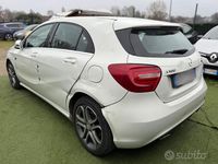 Usata Mercedes A180 108 CV (79 kW) 2013 Bianco Berlina