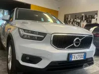 Usata Volvo XC40 Business Edition 150 CV (110 kW) 2019 Azzurro SUV