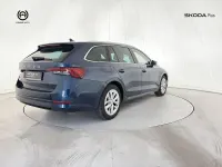 Käytetty Skoda Octavia Executive 150 HP (110 kW) 2023 Sininen Farmari