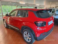 Usata Jeep Avenger Altitude 101 CV (74 kW) 2023 Rosso SUV